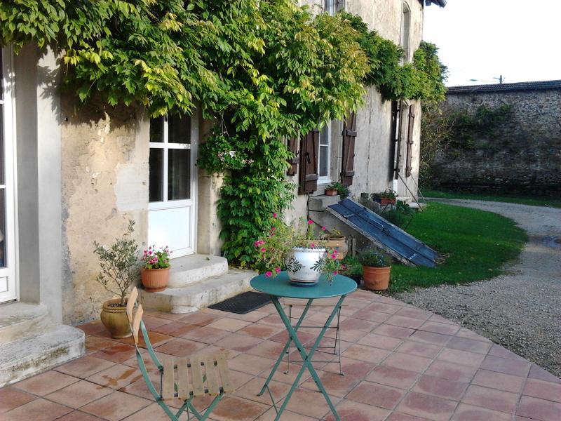 La Maison De Marie-Claire Doncourt-sur-Meuse Εξωτερικό φωτογραφία