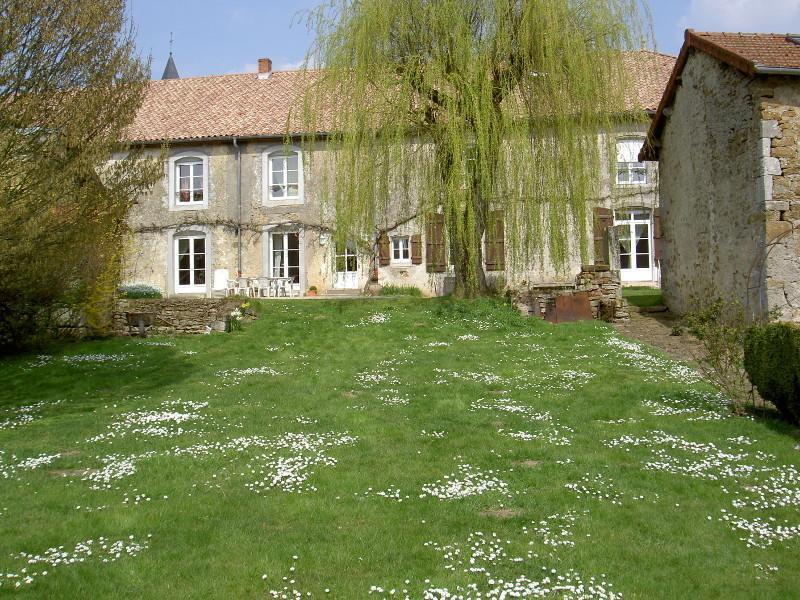 La Maison De Marie-Claire Doncourt-sur-Meuse Εξωτερικό φωτογραφία