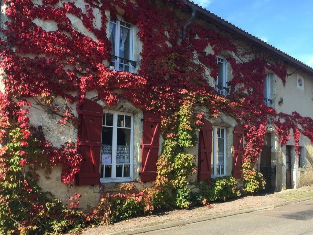 La Maison De Marie-Claire Doncourt-sur-Meuse Εξωτερικό φωτογραφία